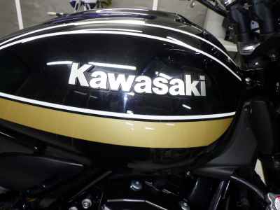 Kawasaki Z900RS 2023