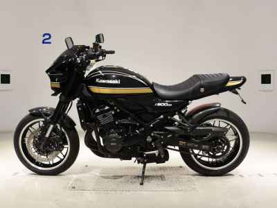 Kawasaki Z900RS 2023