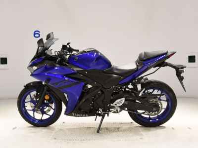 Yamaha YZF-R25 2018