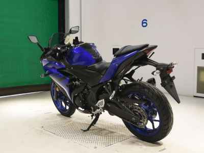 Yamaha YZF-R25 2018