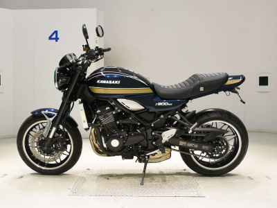 Kawasaki Z900RS 2022