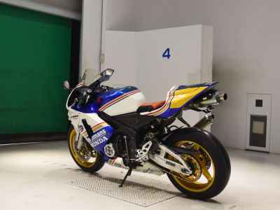 Honda CBR600RR 2005