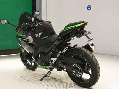 Kawasaki Ninja 400 2024