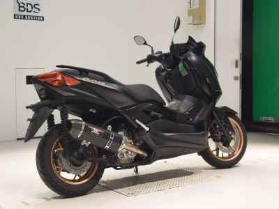 Yamaha XMAX 250 2022