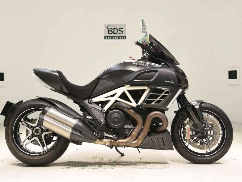 Ducati Diavel 2012