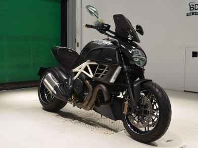 Ducati Diavel 2012