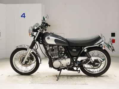 Yamaha SR400 2021