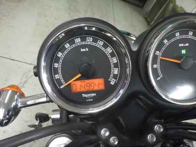 Triumph Bonneville T100 2012