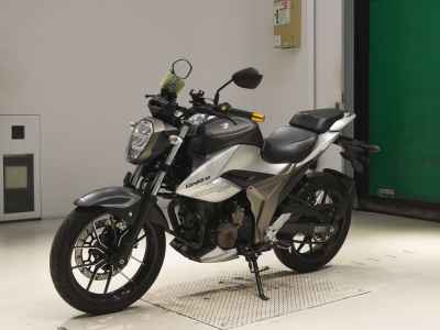 Suzuki Gixxer 250SF