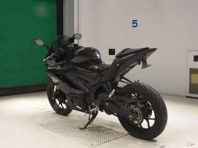 Yamaha YZF-R3 2020