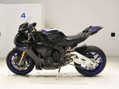 Yamaha YZF-R1M 2020