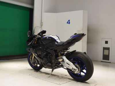 Yamaha YZF-R1M 2020