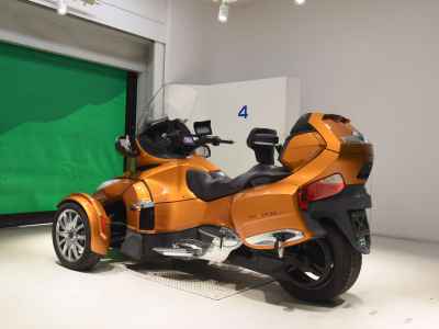 Can-Am Spyder RT 2014