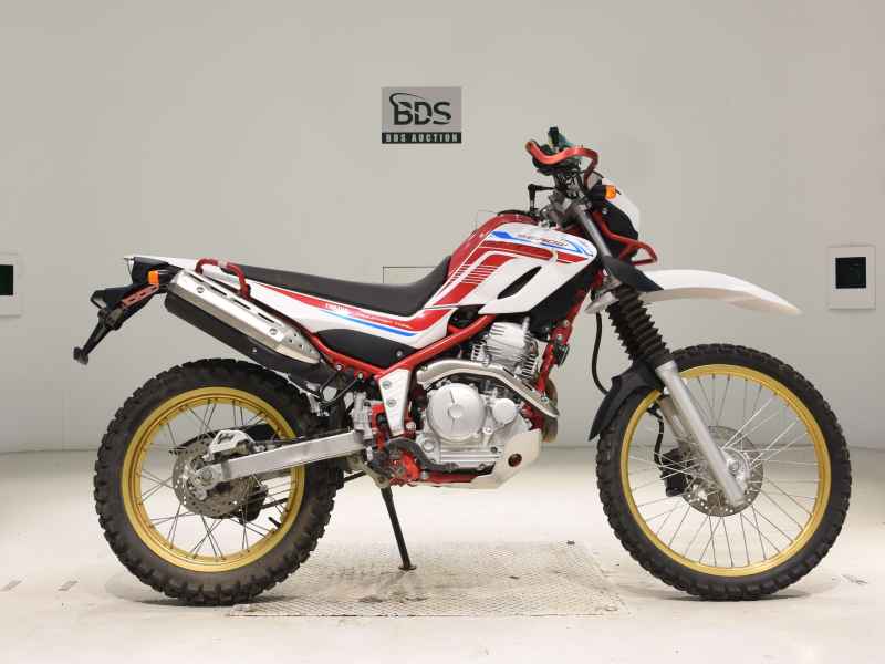 Yamaha XT250 Serow 2020