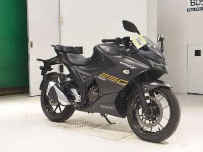 Suzuki Gixxer 250SF