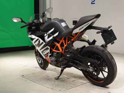 KTM RC 390 2022