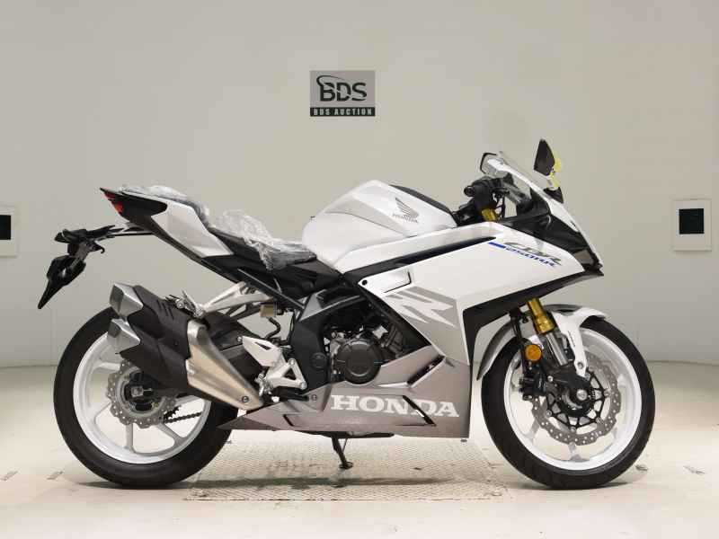 Honda CBR250RR 2023