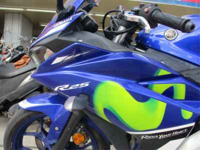 Yamaha YZF-R25 2016