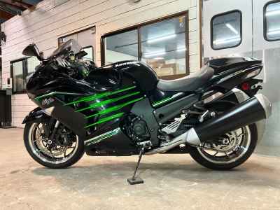 Kawasaki Ninja ZX-14R 2015