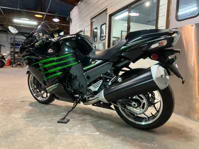 Kawasaki Ninja ZX-14R 2015