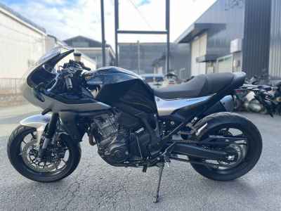 Honda Hawk 11 2023