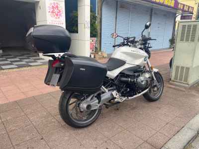 BMW R1200R 2012