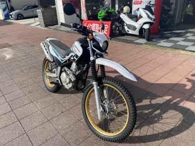Yamaha XT250 Serow 2016