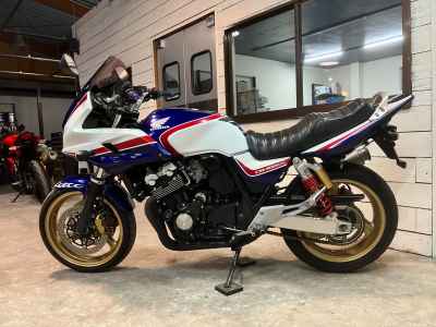 Honda CB400 Super Boldor 2007