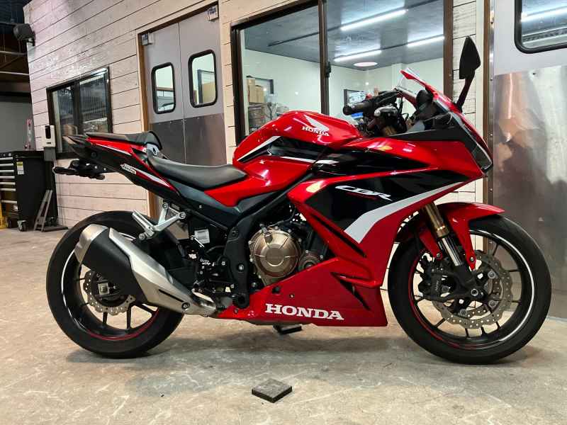 Honda CBR400R 2022