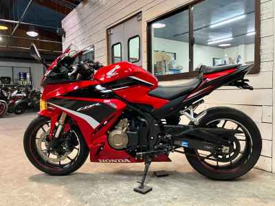 Honda CBR400R 2022
