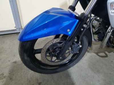 Suzuki GSR250