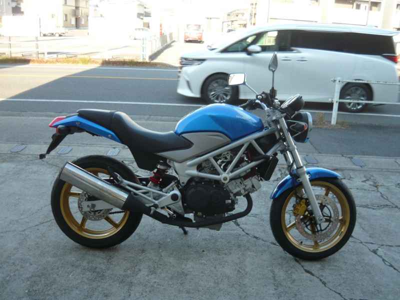 Honda VTR250 2011