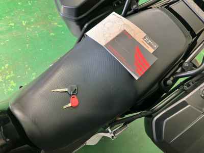 Honda CB400 Super Boldor 2019