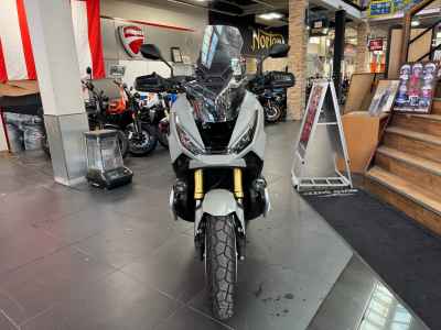 Honda X-Adv 750 2025