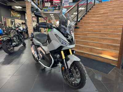 Honda X-Adv 750 2025