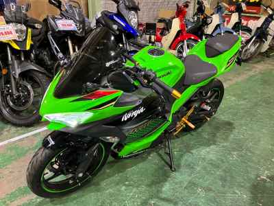 Kawasaki Ninja 400 2019
