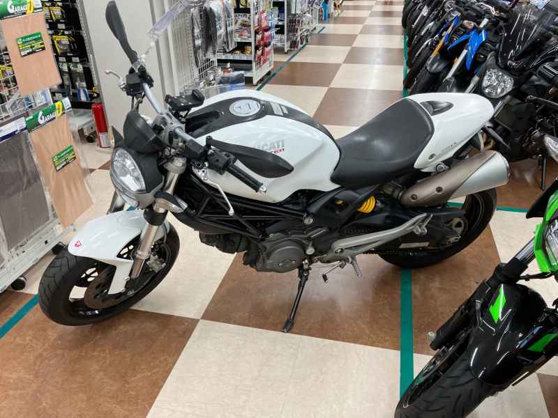 Ducati Monster 696 2015