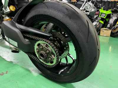 Ducati Streetfighter V4S 2020