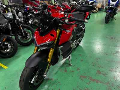 Ducati Streetfighter V4S 2020