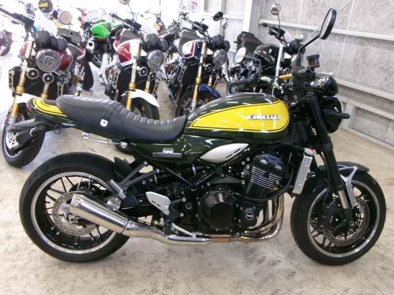Kawasaki Z900RS 2024