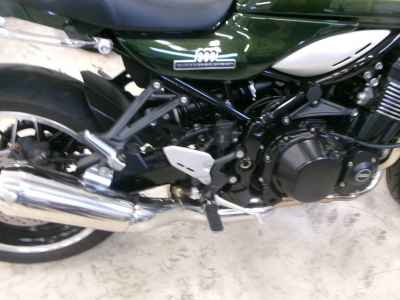 Kawasaki Z900RS 2024