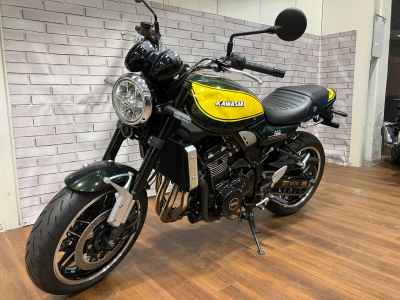 Kawasaki Z900RS 2024