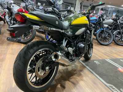 Kawasaki Z900RS 2024