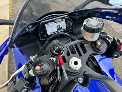 Yamaha YZF-R1 2025