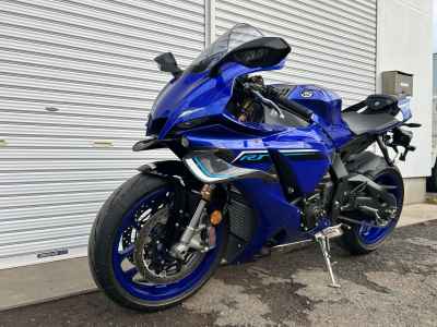 Yamaha YZF-R1 2025