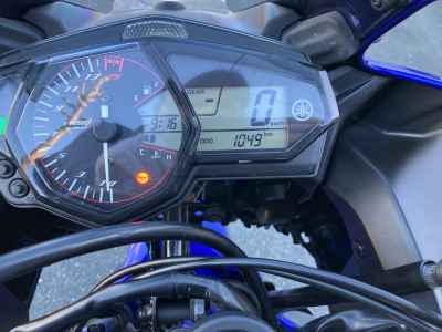 Yamaha YZF-R25 2017