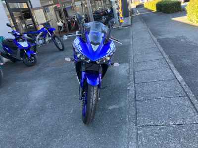 Yamaha YZF-R25 2017