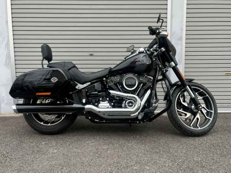 Harley-Davidson Sport Glide FLSB1750 2025