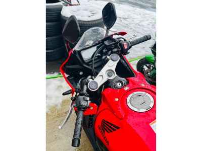 Honda CBR650R 2025