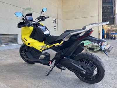 Honda X-Adv 750 2025